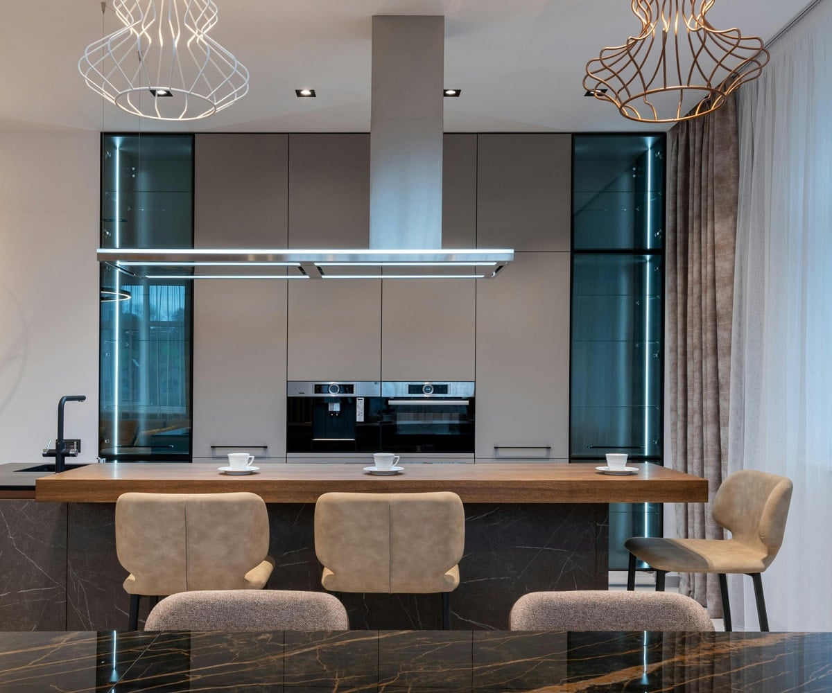 Угловой диван после чистки